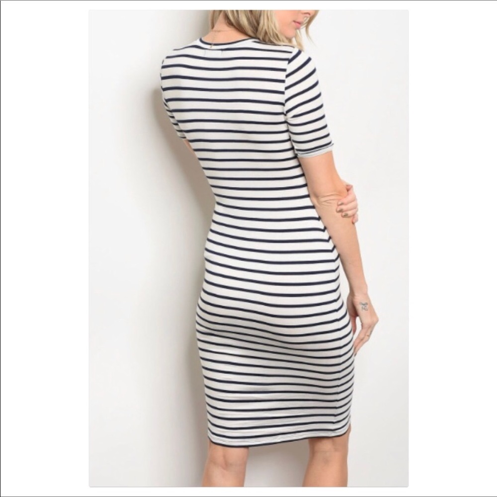 NWT-Black & White striped Bodycon dress - Picture 4 of 8